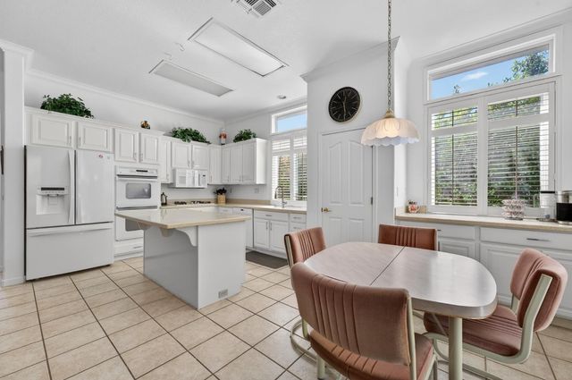 405 Dumas Ct, Roseville, CA 95747