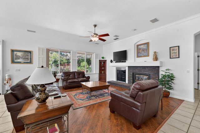 405 Dumas Ct, Roseville, CA 95747