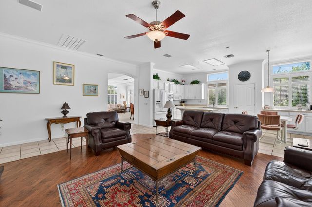 405 Dumas Ct, Roseville, CA 95747