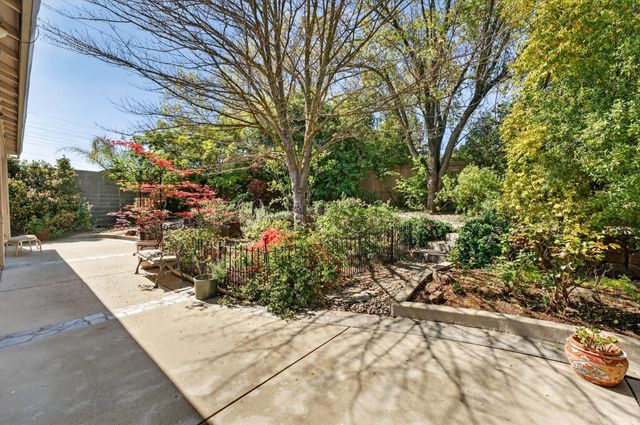 405 Dumas Ct, Roseville, CA 95747