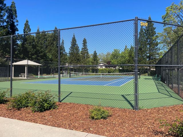 405 Dumas Ct, Roseville, CA 95747