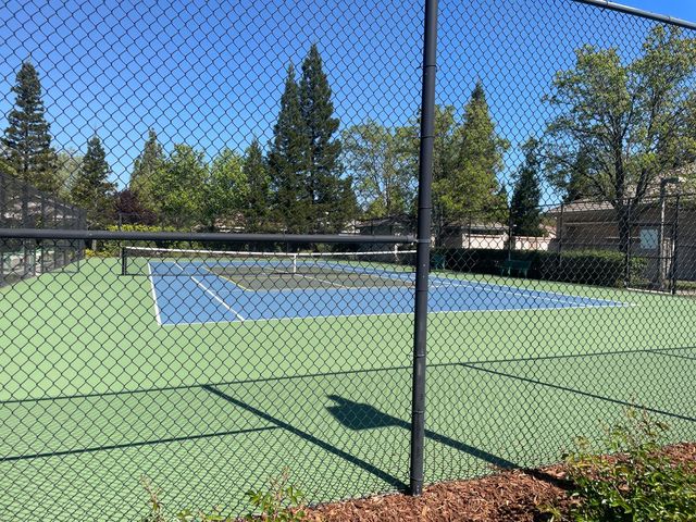 405 Dumas Ct, Roseville, CA 95747