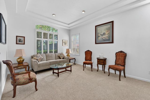 405 Dumas Ct, Roseville, CA 95747