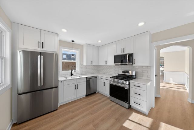 6559 S Kedvale Avenue, Chicago, IL 60629