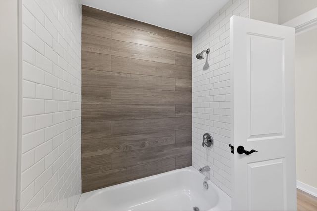 6559 S Kedvale Avenue, Chicago, IL 60629