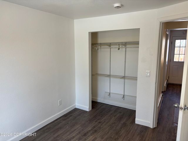 203 N Hoyt Street, Anchorage, AK 99508