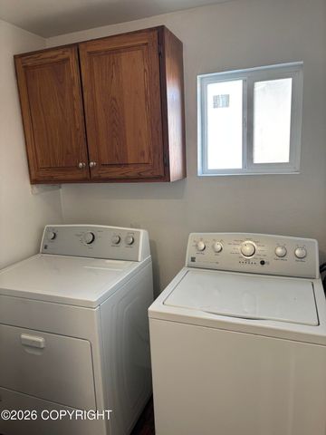 203 N Hoyt Street, Anchorage, AK 99508