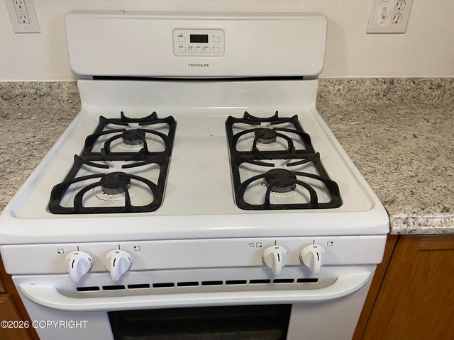 203 N Hoyt Street, Anchorage, AK 99508