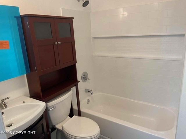 203 N Hoyt Street, Anchorage, AK 99508