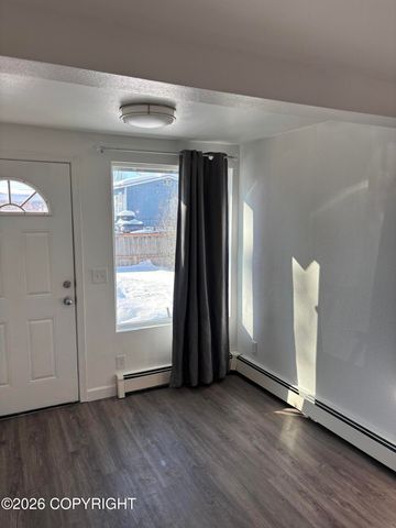 203 N Hoyt Street, Anchorage, AK 99508