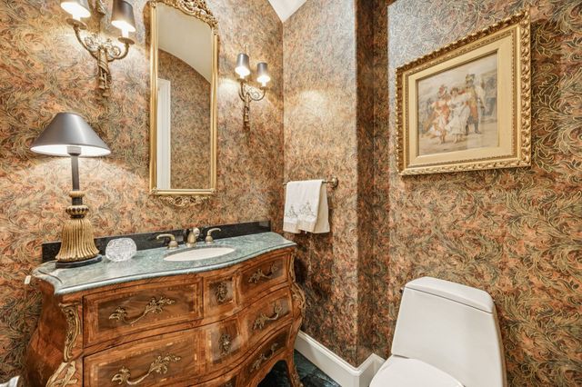 5 Sarah Nash Court, Dallas, TX 75225