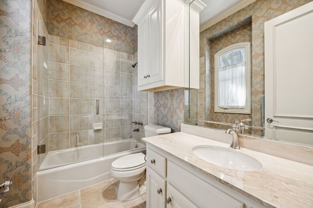 5 Sarah Nash Court, Dallas, TX 75225