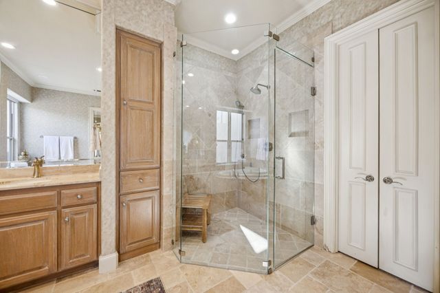 5 Sarah Nash Court, Dallas, TX 75225