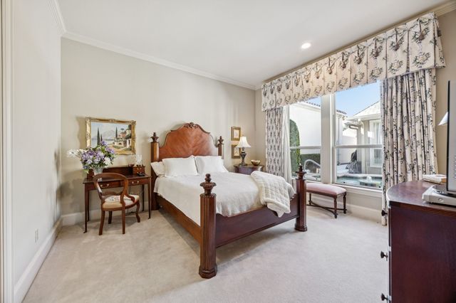 5 Sarah Nash Court, Dallas, TX 75225