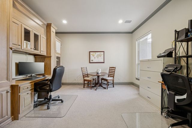 5 Sarah Nash Court, Dallas, TX 75225