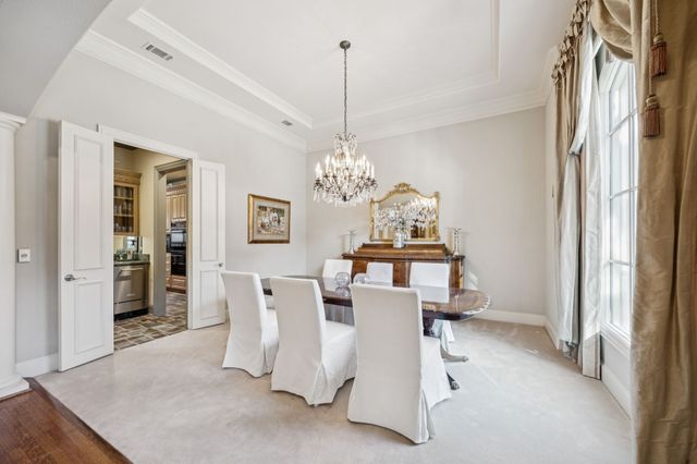 5 Sarah Nash Court, Dallas, TX 75225