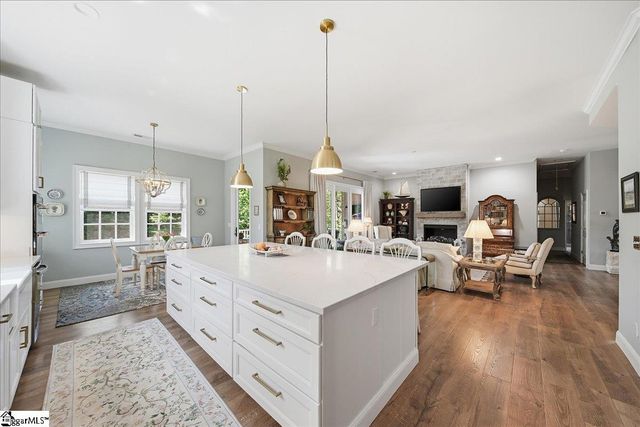 5 French Country Place, Greenville, SC 29609