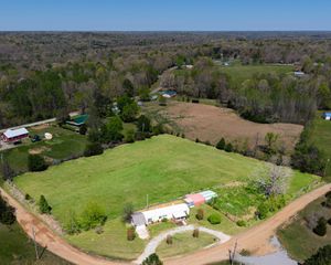 123 E Richview Rd, Cumberland City, TN 37050