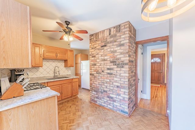 3952 25th Avenue S, Minneapolis, MN 55406