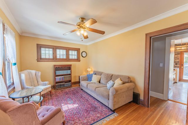 3952 25th Avenue S, Minneapolis, MN 55406