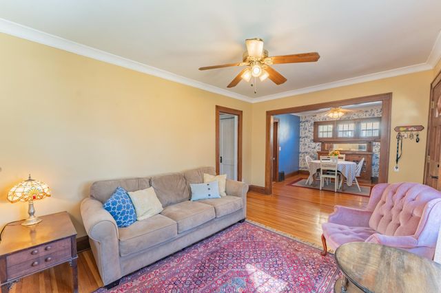 3952 25th Avenue S, Minneapolis, MN 55406