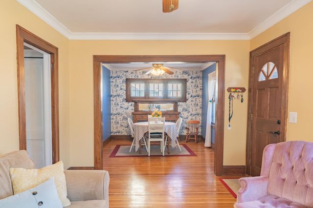 3952 25th Avenue S, Minneapolis, MN 55406