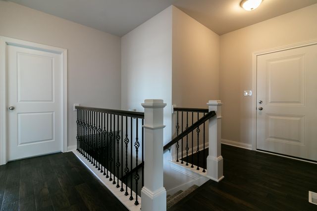 1761 Trailbrook Drive, Valparaiso, IN 46385