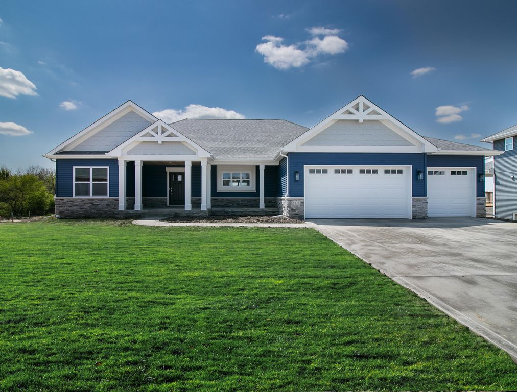 1761 Trailbrook Drive, Valparaiso, IN 46385