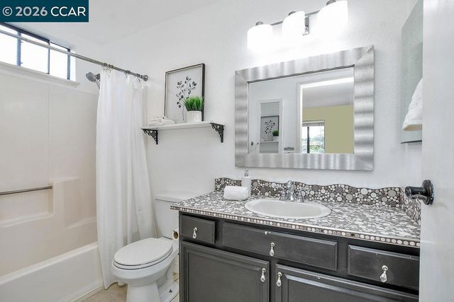 430 Mill Rd, Martinez, CA 94553