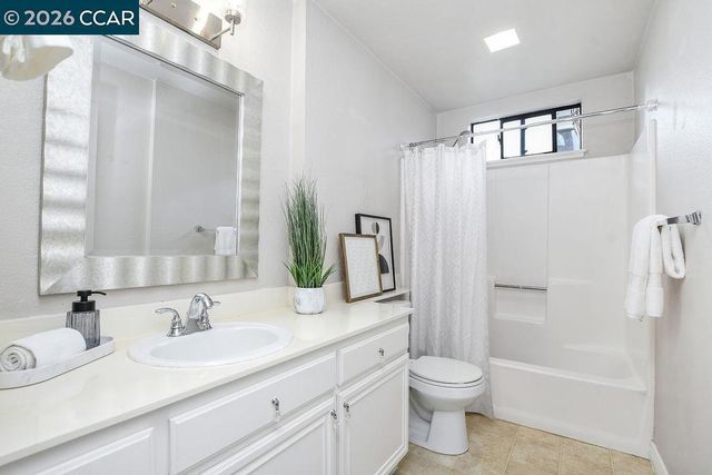 430 Mill Rd, Martinez, CA 94553