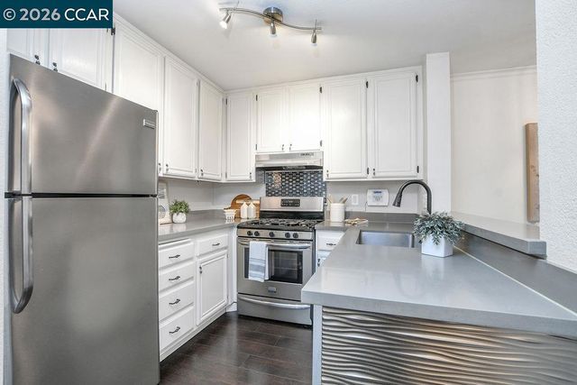 430 Mill Rd, Martinez, CA 94553