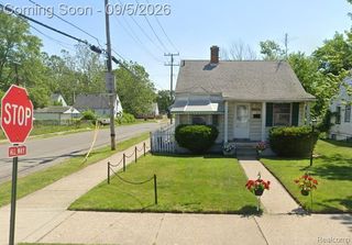 20320 Dresden Street, Detroit, MI 48205