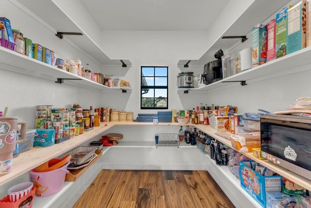 109 Lavonna Fox DR, Burnet, TX 78611