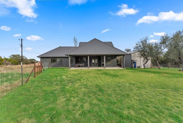 109 Lavonna Fox DR, Burnet, TX 78611