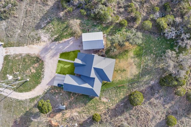 109 Lavonna Fox DR, Burnet, TX 78611