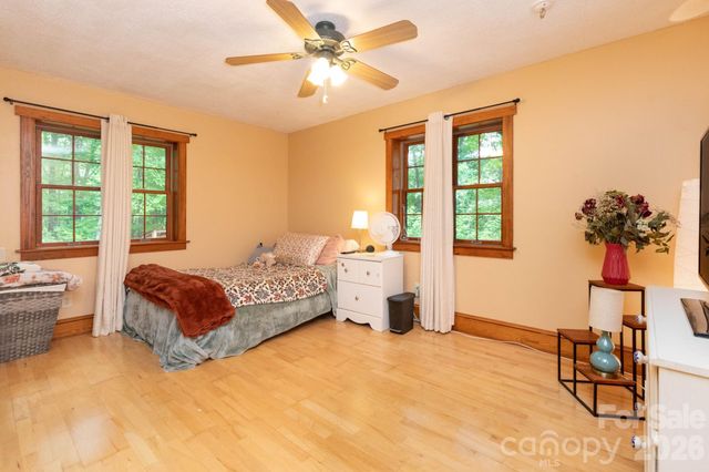 168 Blossom Ridge, Leicester, NC 28748