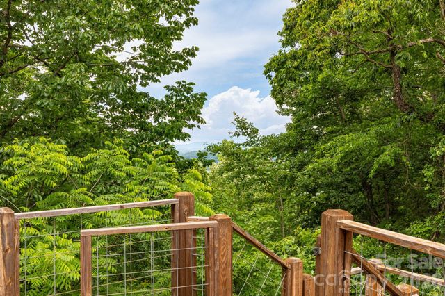 168 Blossom Ridge, Leicester, NC 28748