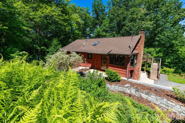 168 Blossom Ridge, Leicester, NC 28748