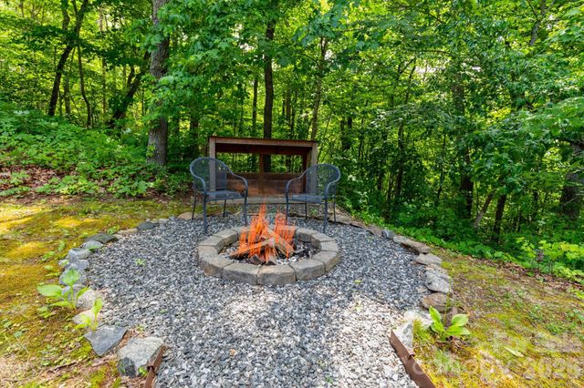 168 Blossom Ridge, Leicester, NC 28748