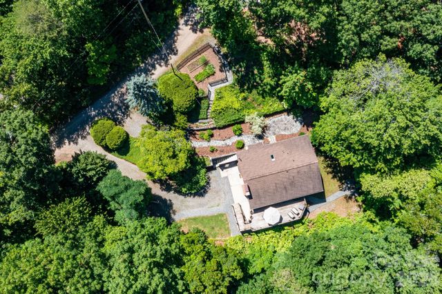 168 Blossom Ridge, Leicester, NC 28748