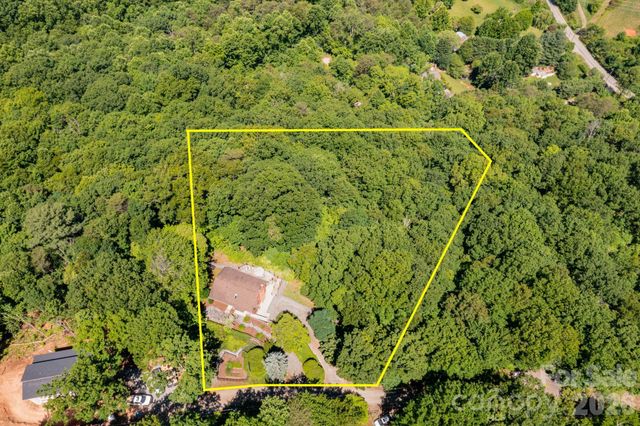 168 Blossom Ridge, Leicester, NC 28748