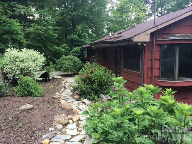 168 Blossom Ridge, Leicester, NC 28748