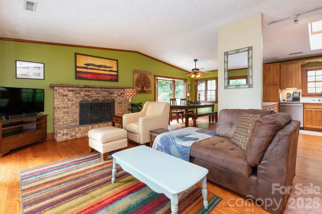168 Blossom Ridge, Leicester, NC 28748
