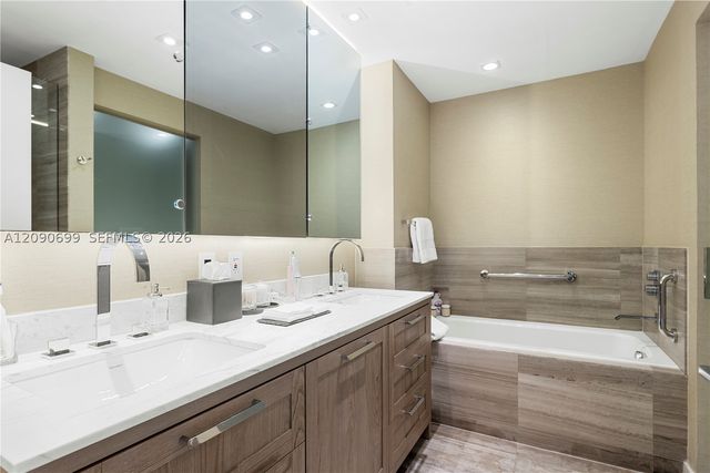 360 Ocean Dr 506S, Key Biscayne, FL 33149