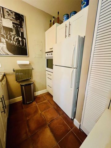 536 14th St 310, Miami Beach, FL 33139