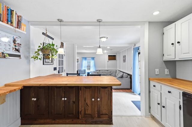 18 Durant Road, Weymouth, MA 02190
