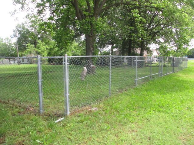 411 E Bj Tunnell Boulevard, Miami, OK 74354