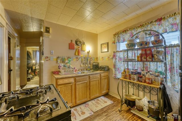 82 Montclair Avenue, Buffalo, NY 14215