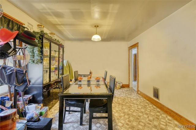 82 Montclair Avenue, Buffalo, NY 14215