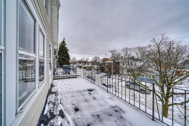 82 Montclair Avenue, Buffalo, NY 14215